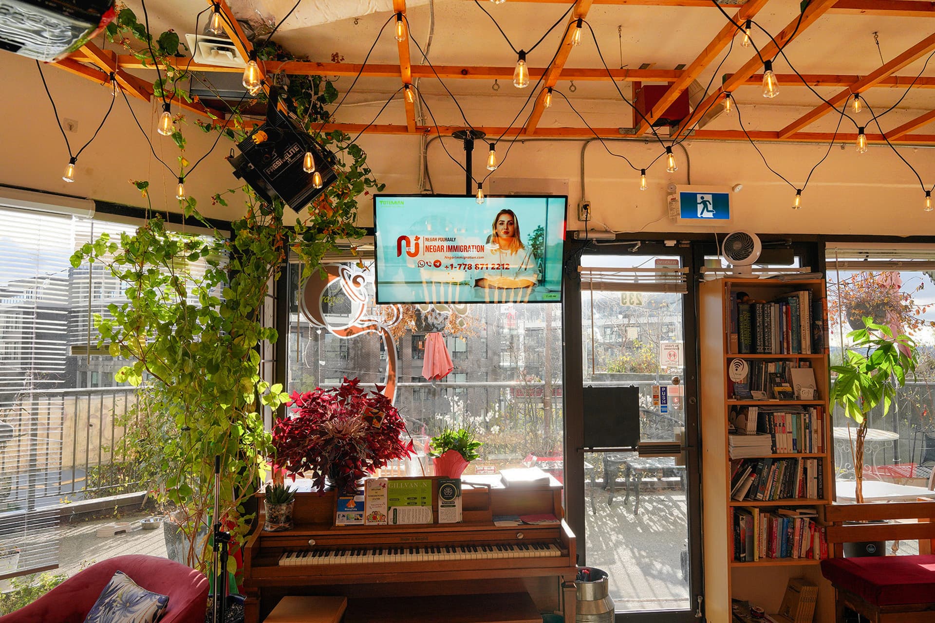 horizontal totemian brandboard at koja cafe