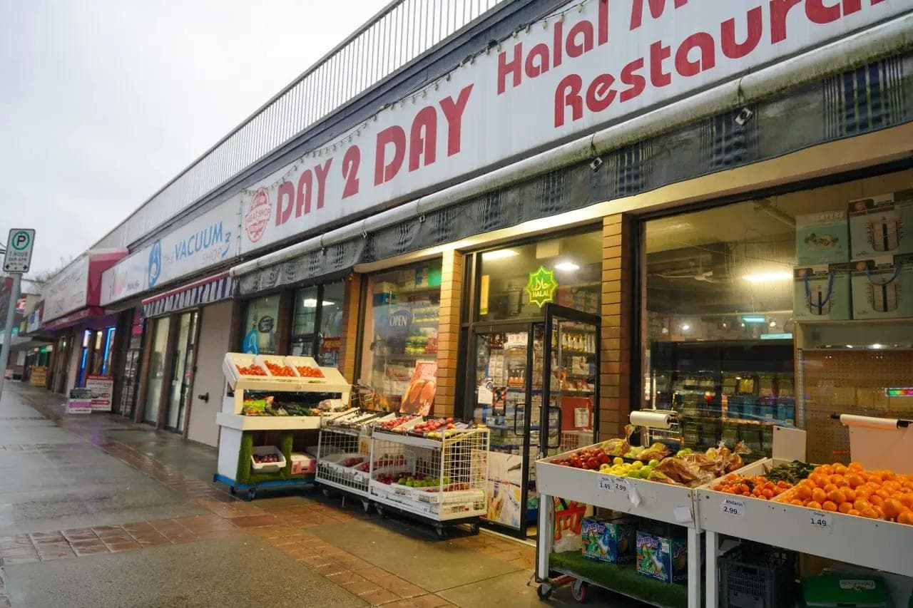 Discover Local Convenience at Day 2 Day Market