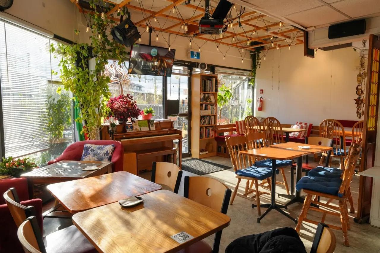 Inside Koja Cafe
